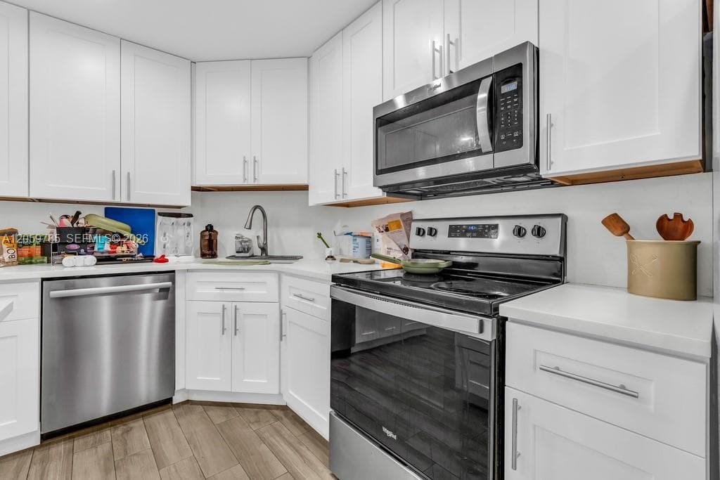 200 SW 16 Street photo 9