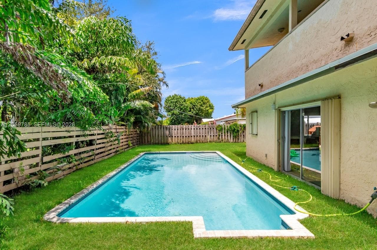 200 SW 16 Street photo 37