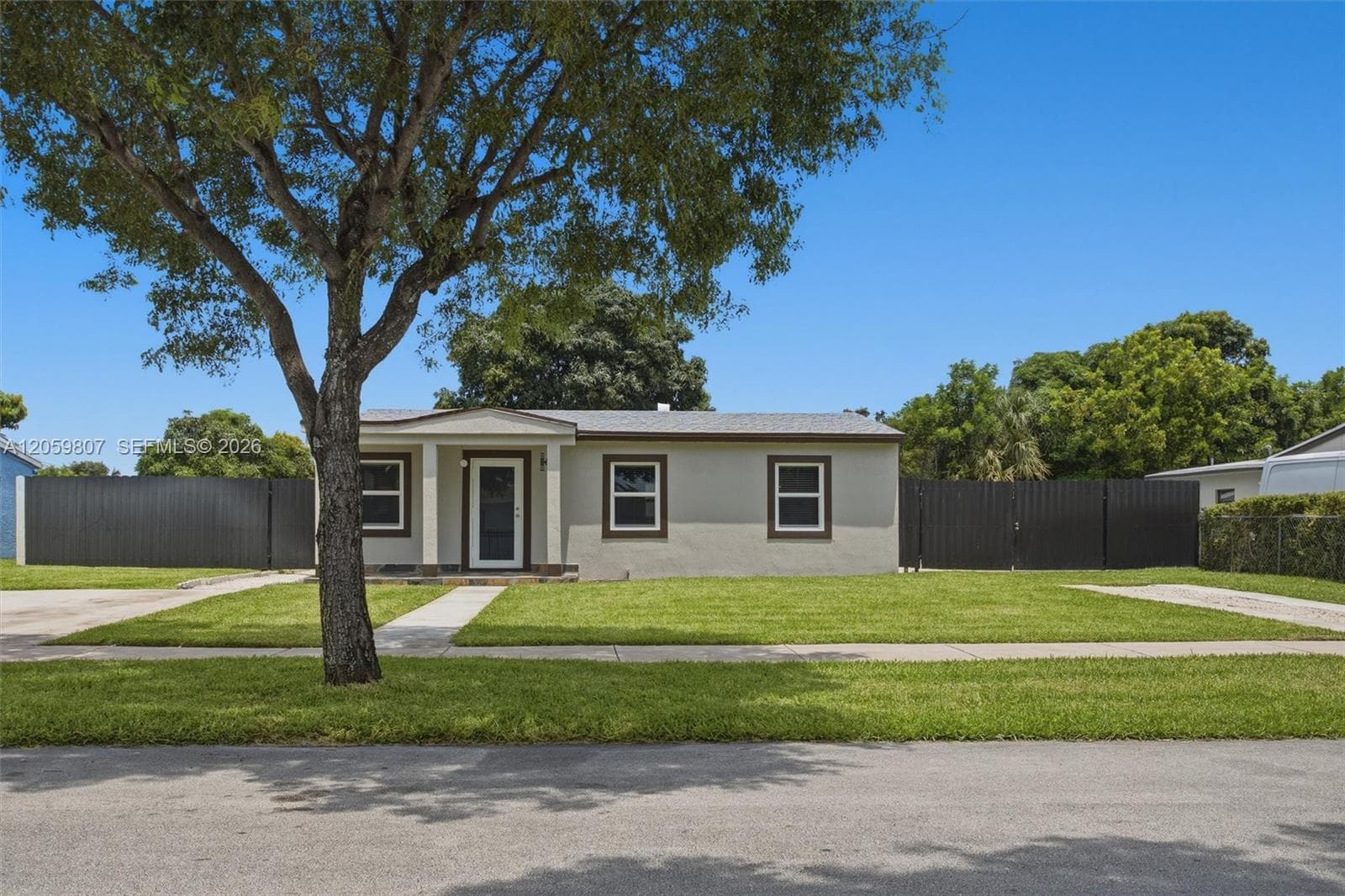 16031 NW 18th Ave photo 24