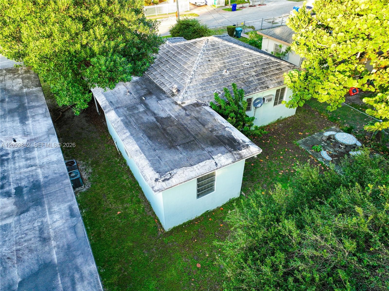1770 NW 55th Ter photo 27