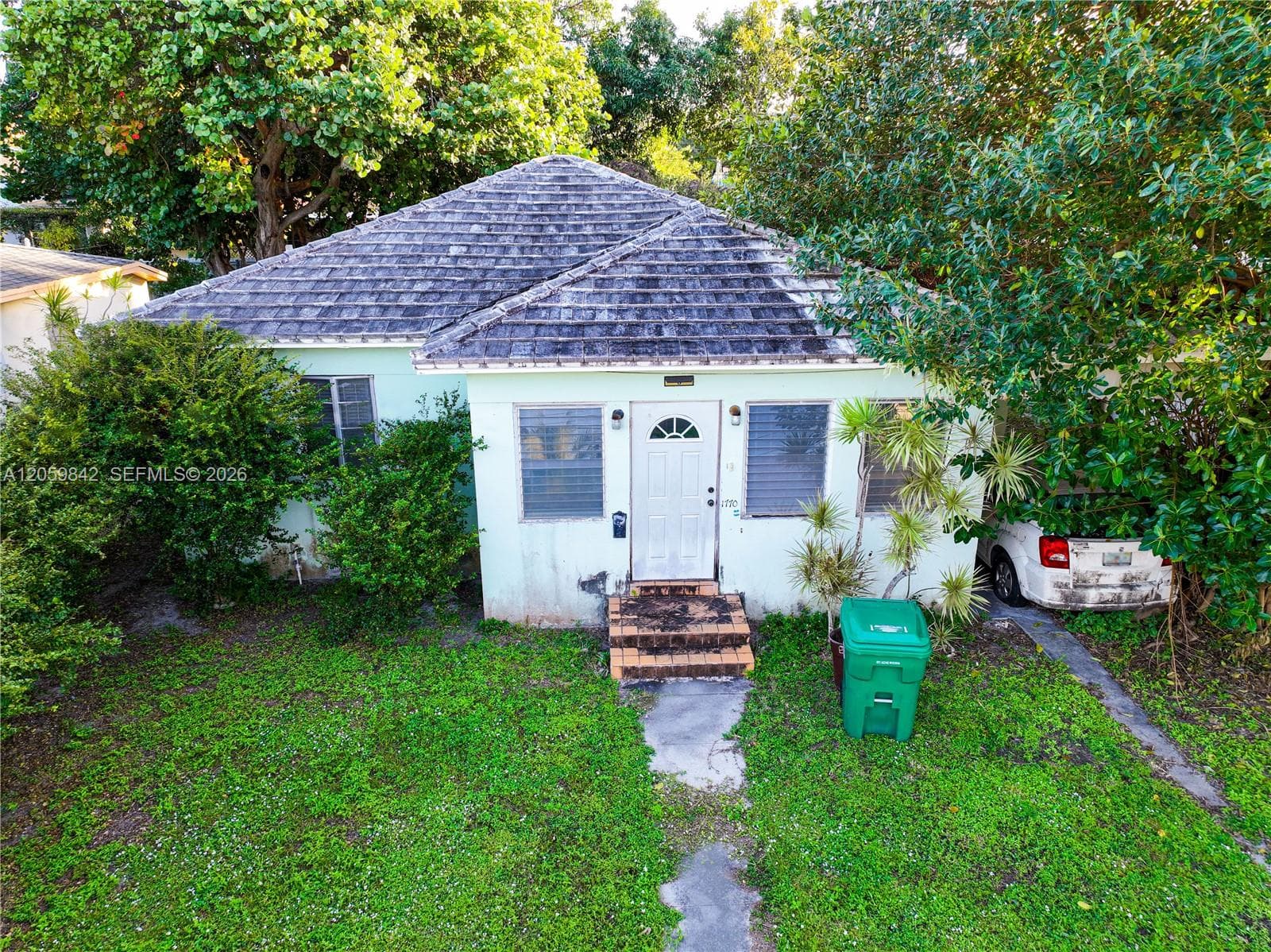 1770 NW 55th Ter photo 3