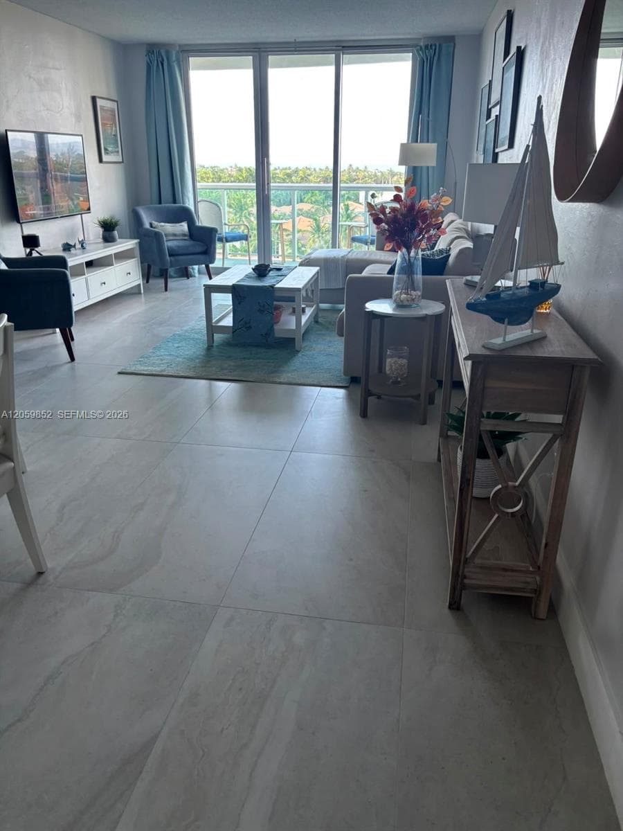 OCEANVIEW BUILDING B COND · #818 in Sunny Isles Beach - Photo 5