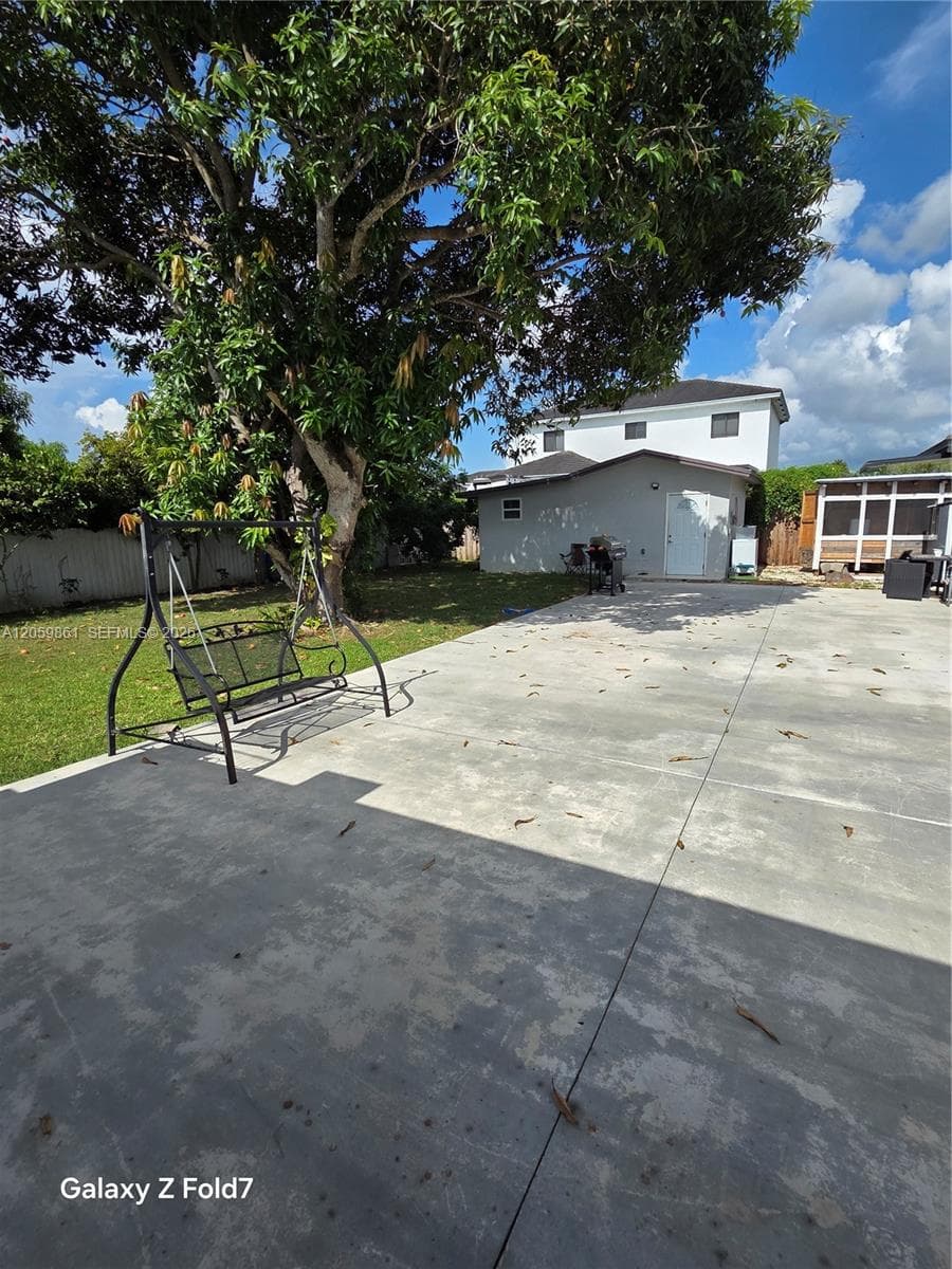 16884 SW 109th Ct photo 17