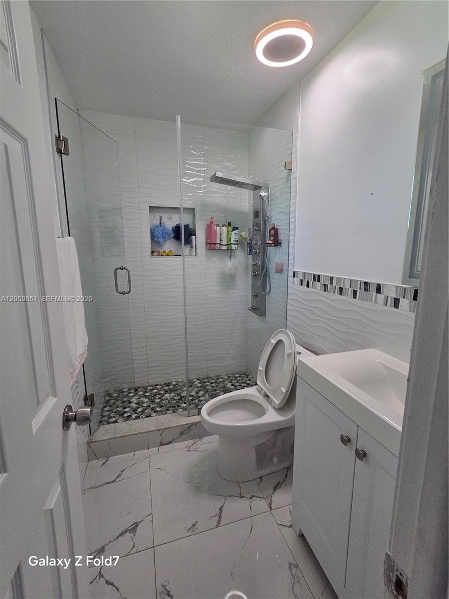 16884 SW 109th Ct photo 14