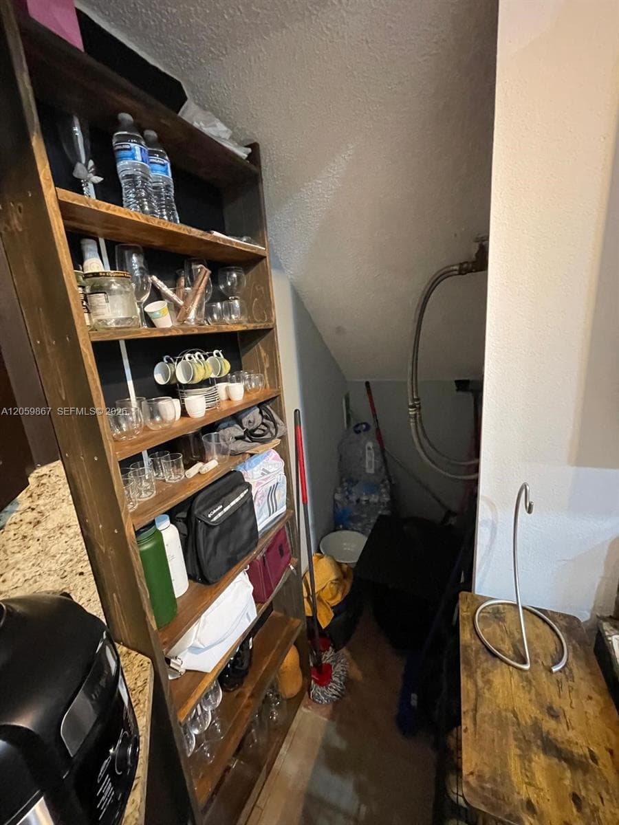 pantry/storage
