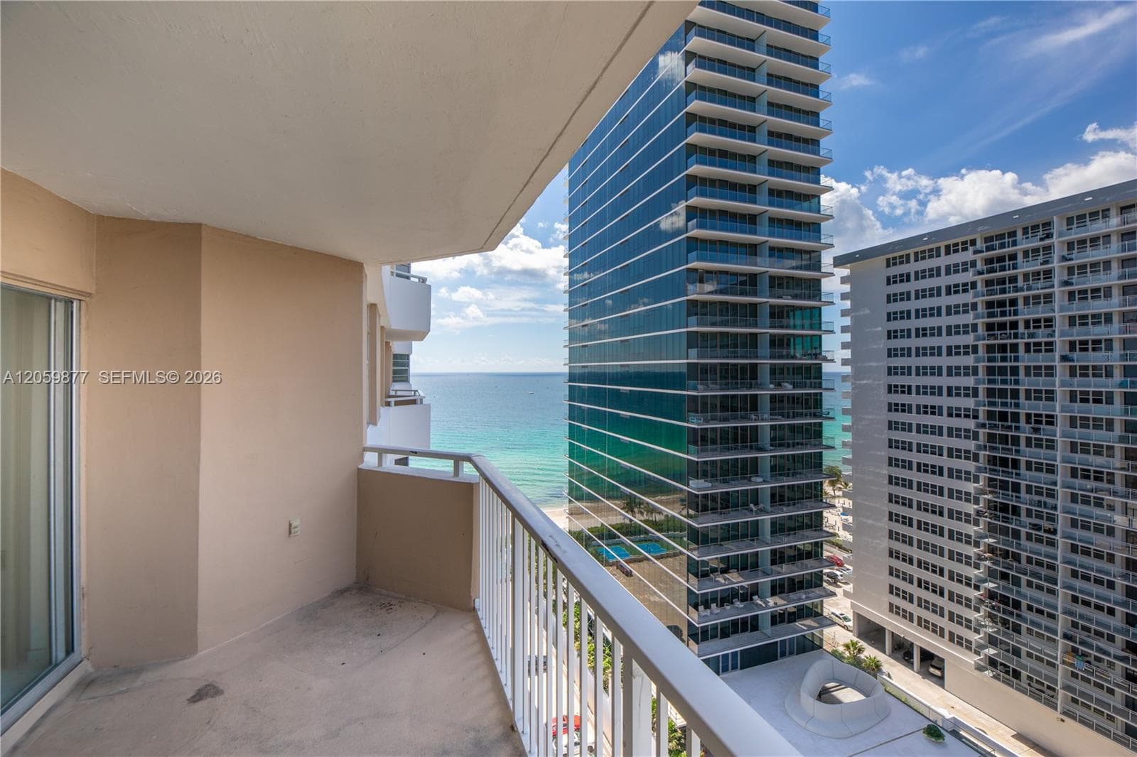 HEMISPHERES · #16A in Hallandale Beach - Photo 9