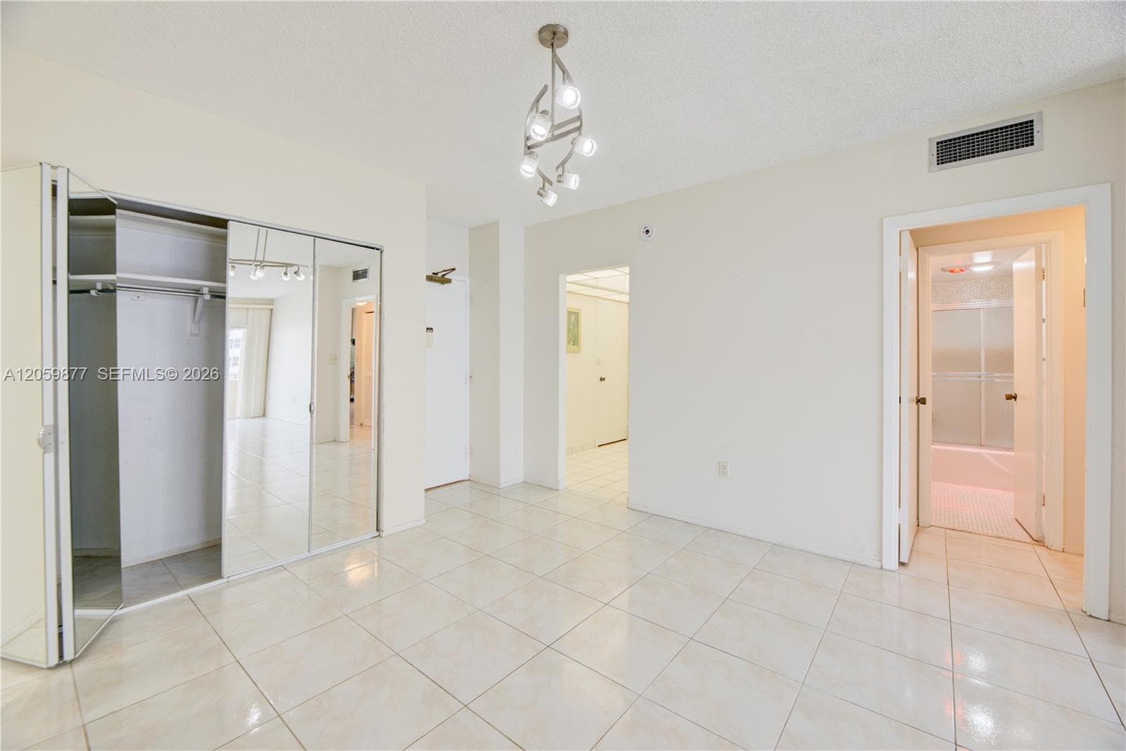 HEMISPHERES · #16A in Hallandale Beach - Photo 15