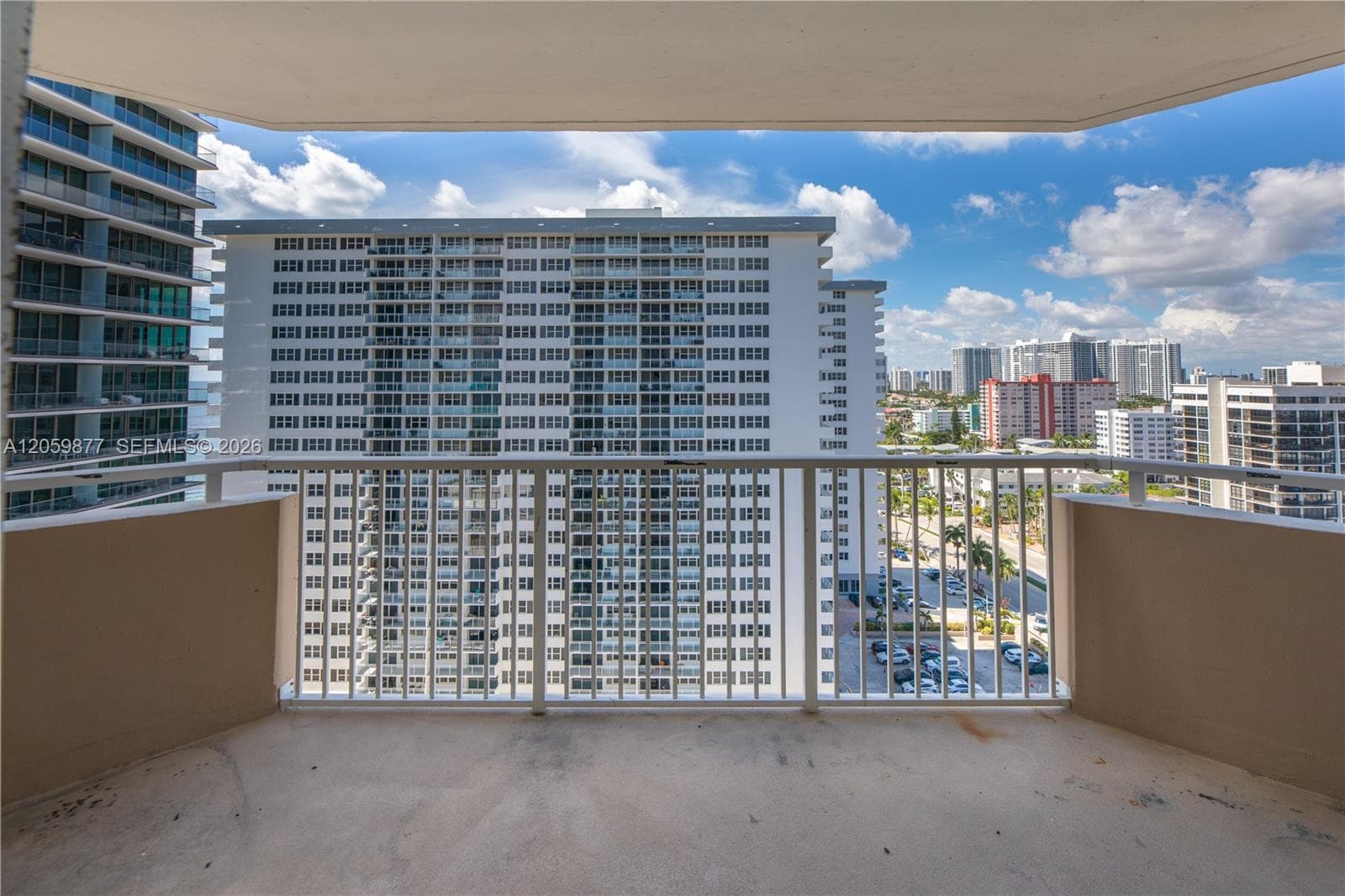 HEMISPHERES · #16A in Hallandale Beach - Photo 8