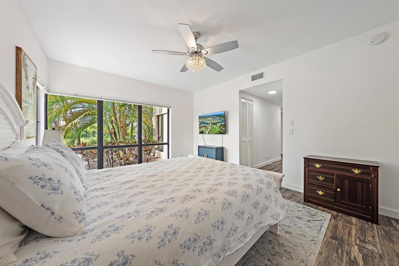 111 Waterview Dr-2