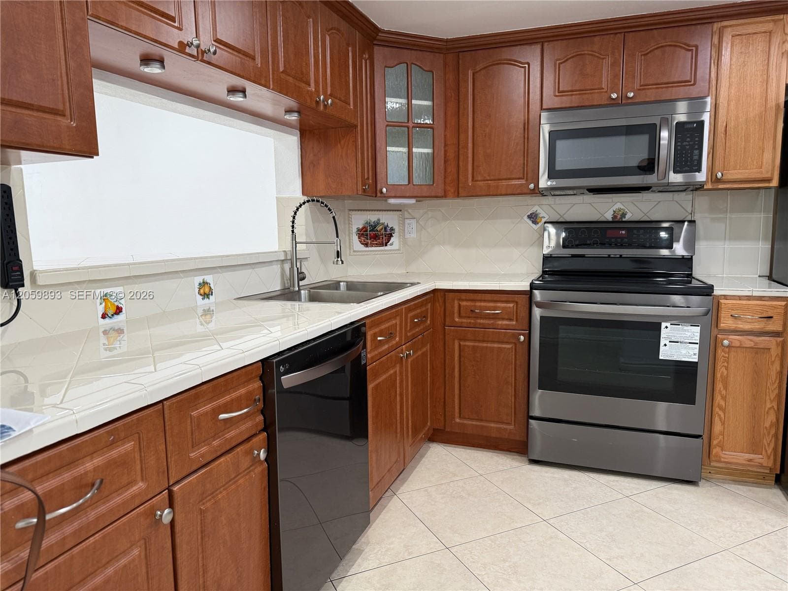 BEMAR PATIO CONDO · #8 in Hialeah - Photo 12