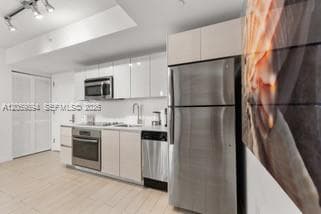 BEACHWALK CONDOMINIUM · #R2107 in Hallandale Beach - Photo 9