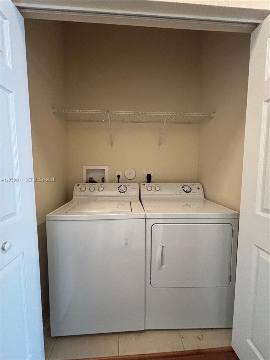 15217 SW 119th Ter photo 22
