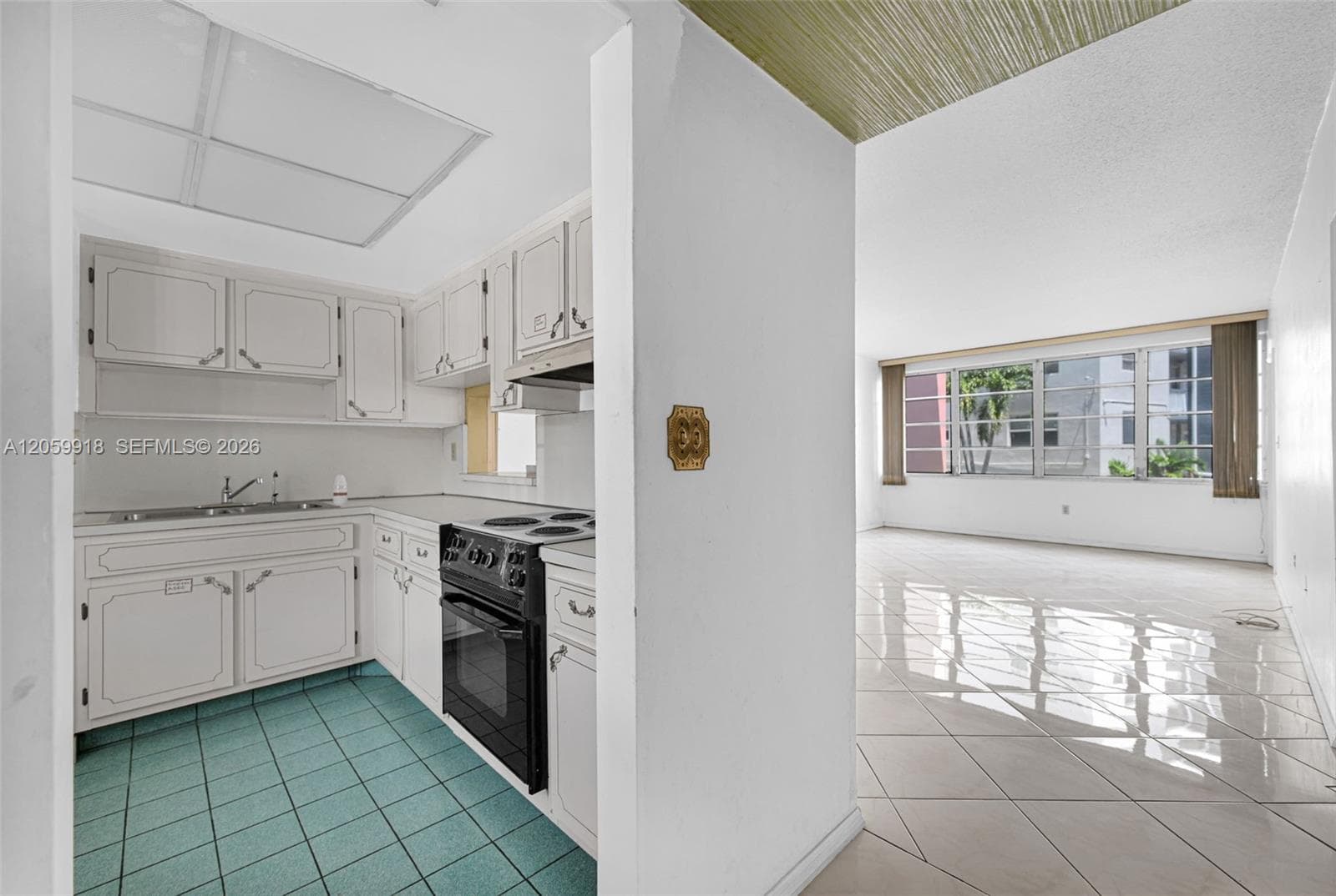 SIXTH MOORINGS CONDO · #502 in Miami - Photo 13