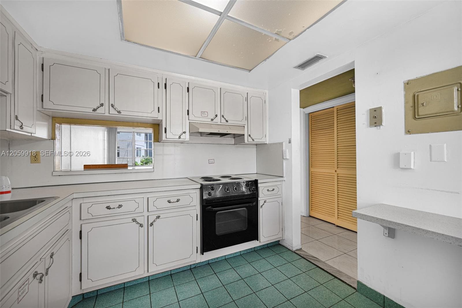SIXTH MOORINGS CONDO · #502 in Miami - Photo 17
