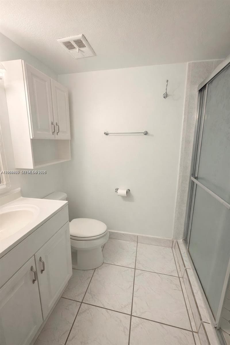 PINE TOWER CONDO · #303 in North Miami Beach - Photo 9