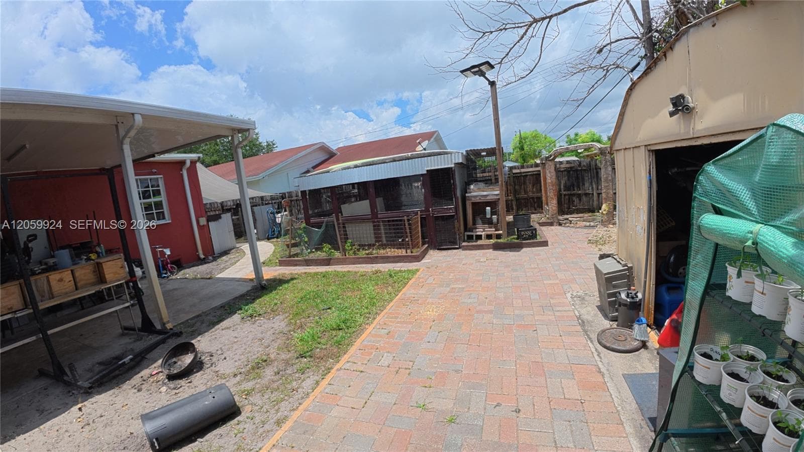 15737 NW 40th Ct photo 9