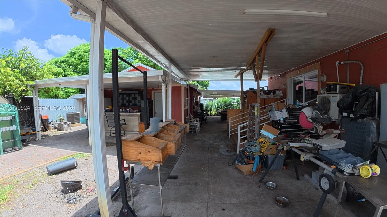 15737 NW 40th Ct photo 15