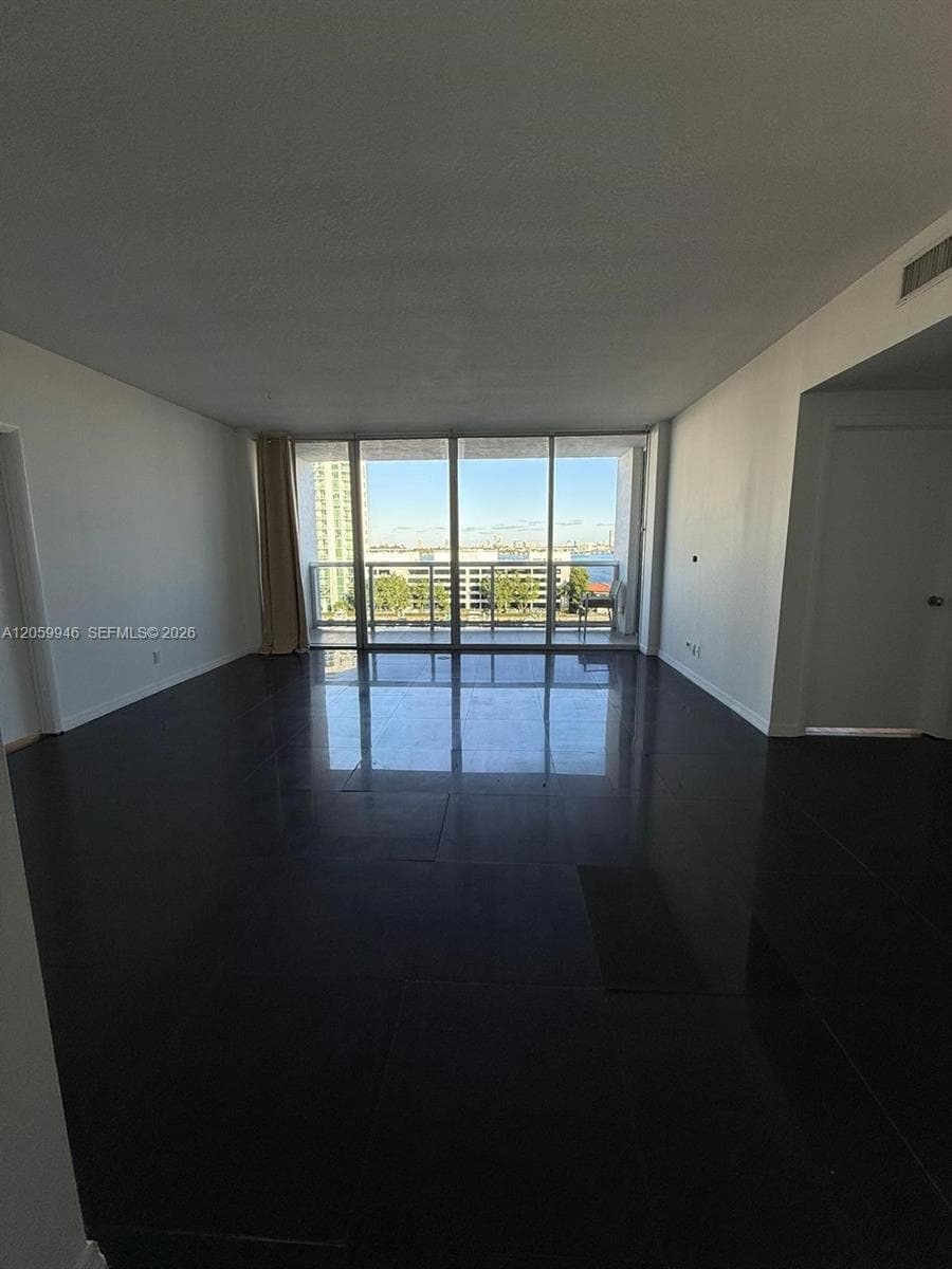 Blue Bay Tower · #802 in North Bay Village - Photo 7