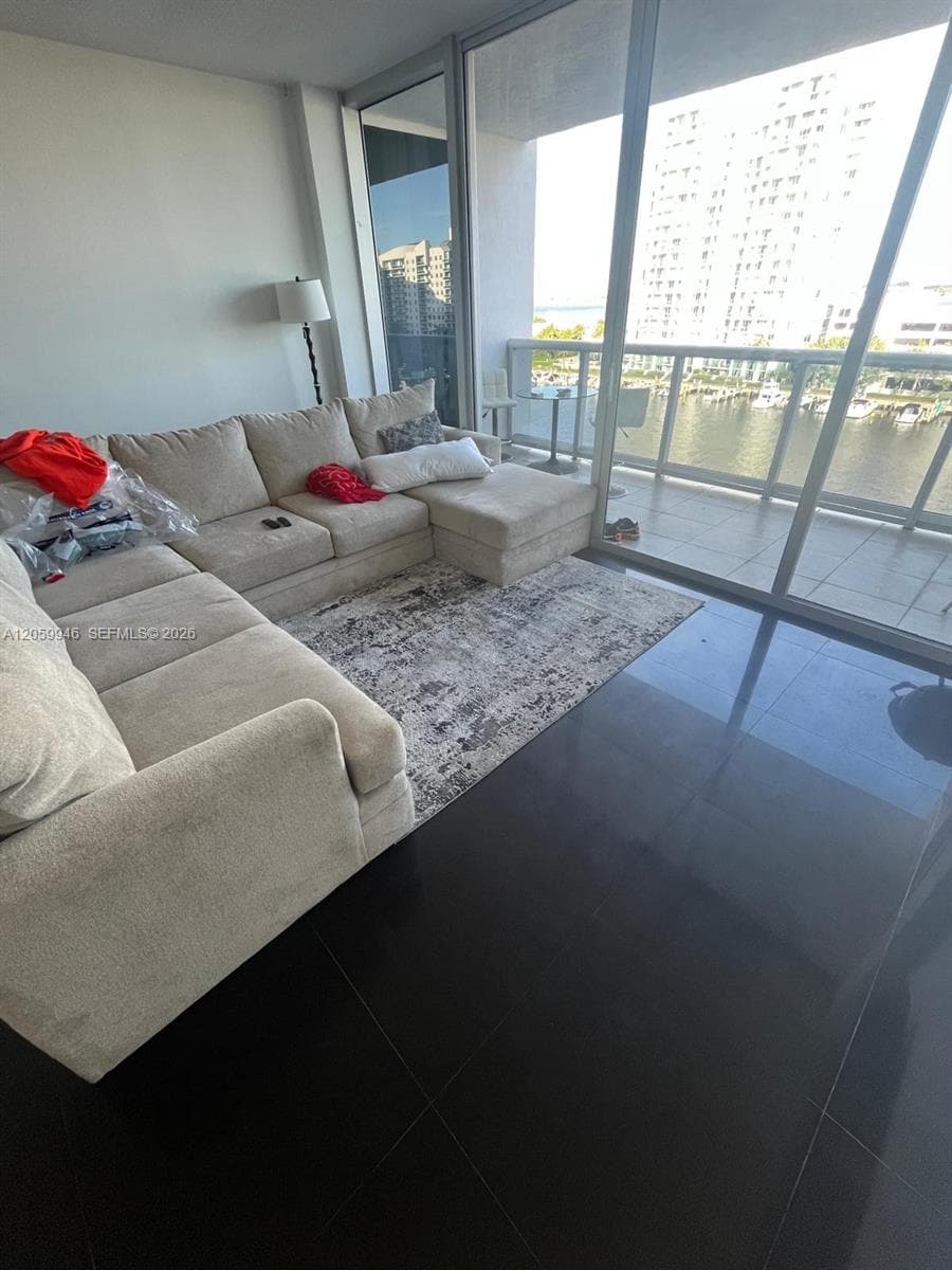 Blue Bay Tower · #802 in North Bay Village - Photo 31