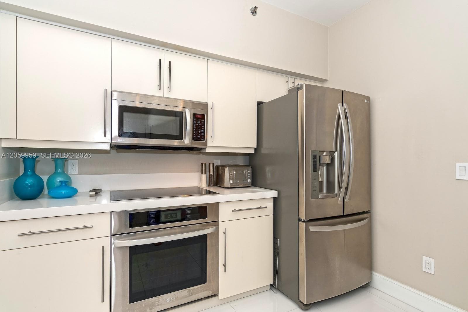 VILLAGE BY THE BAY CONDO · #3104 in Aventura - Photo 8