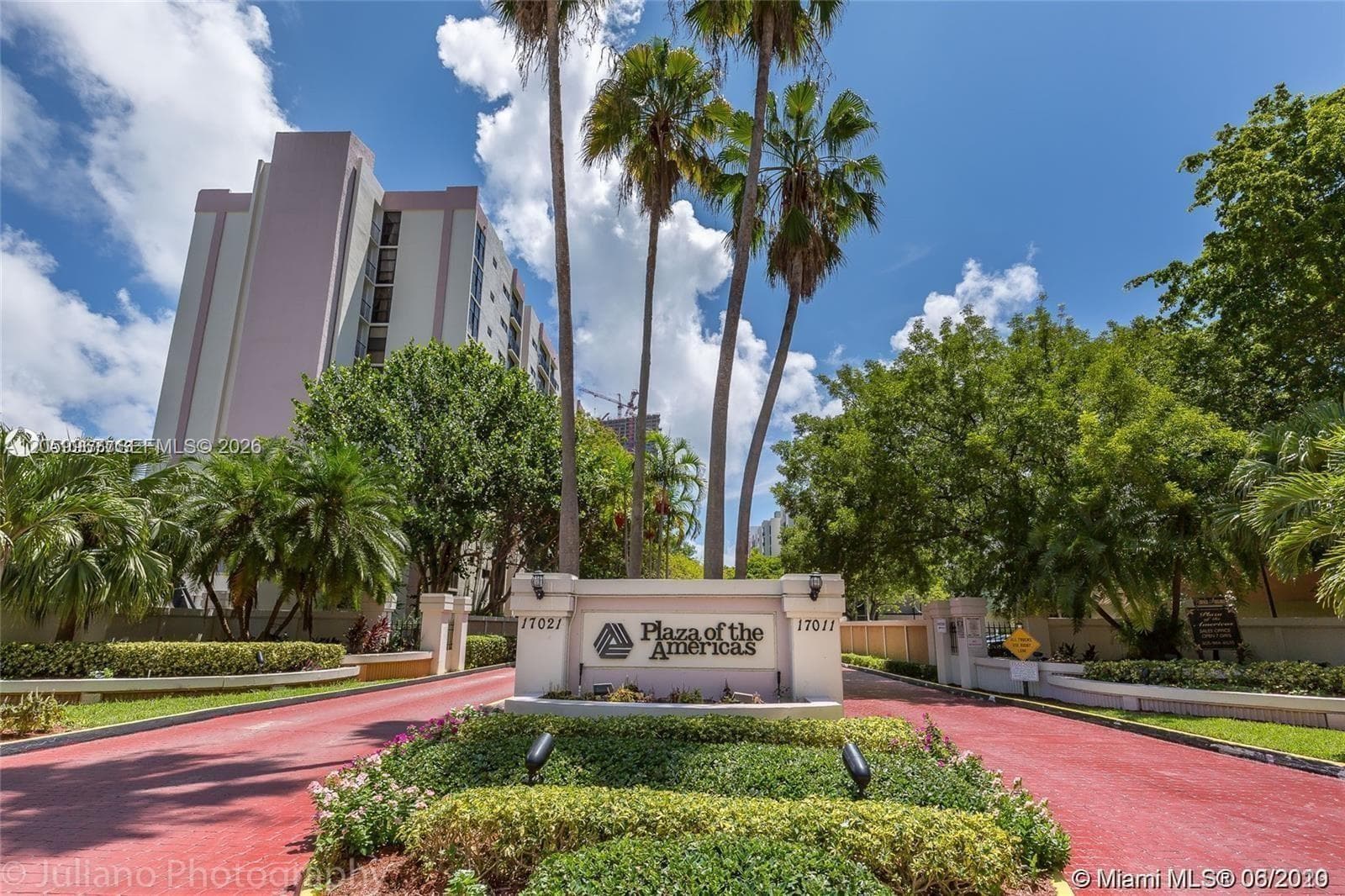 PLAZA OF AMERICAS CONDO P · #620 in Sunny Isles Beach - Photo 3