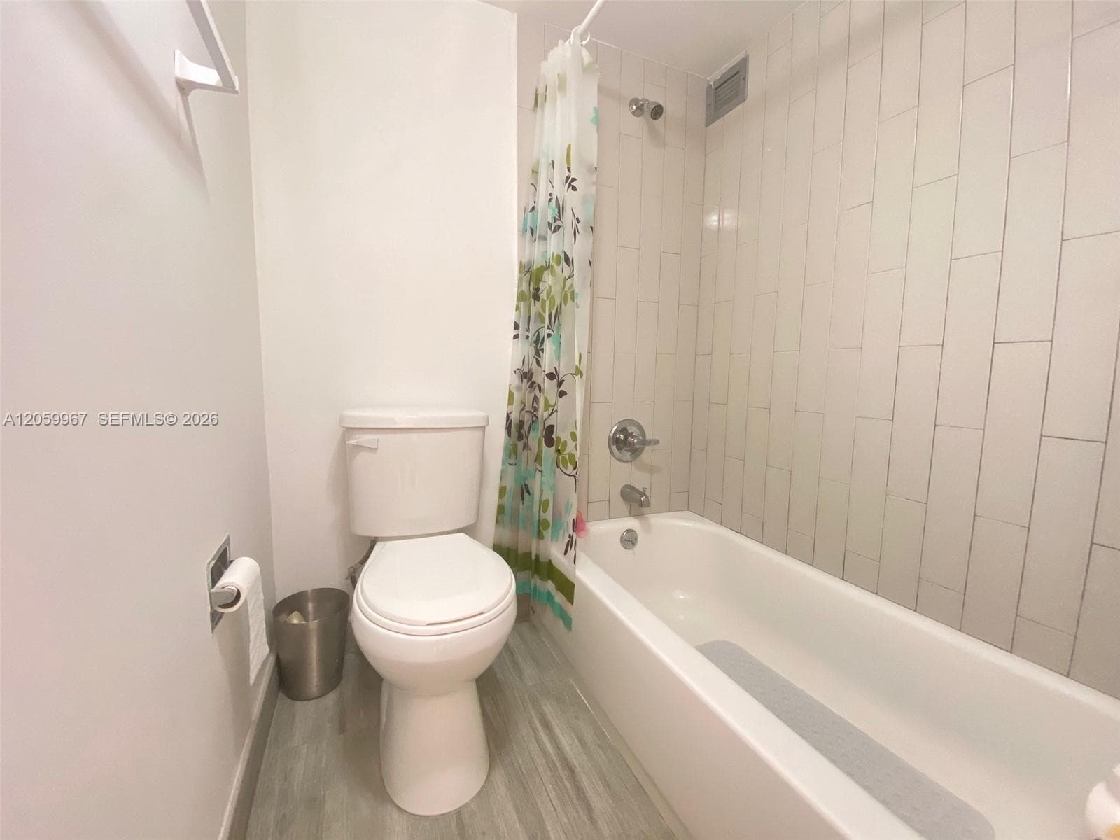 PLAZA OF AMERICAS CONDO P · #620 in Sunny Isles Beach - Photo 11