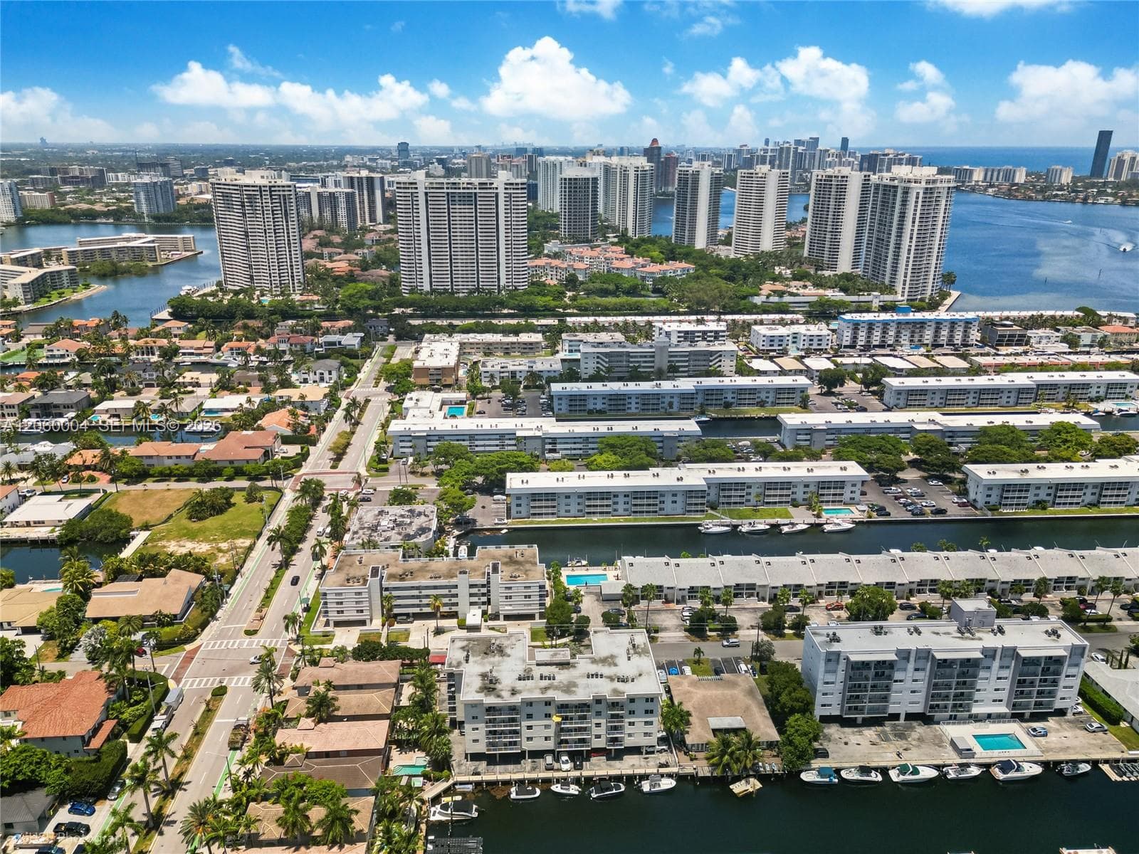Venice Isle · #206 in North Miami Beach - Photo 20