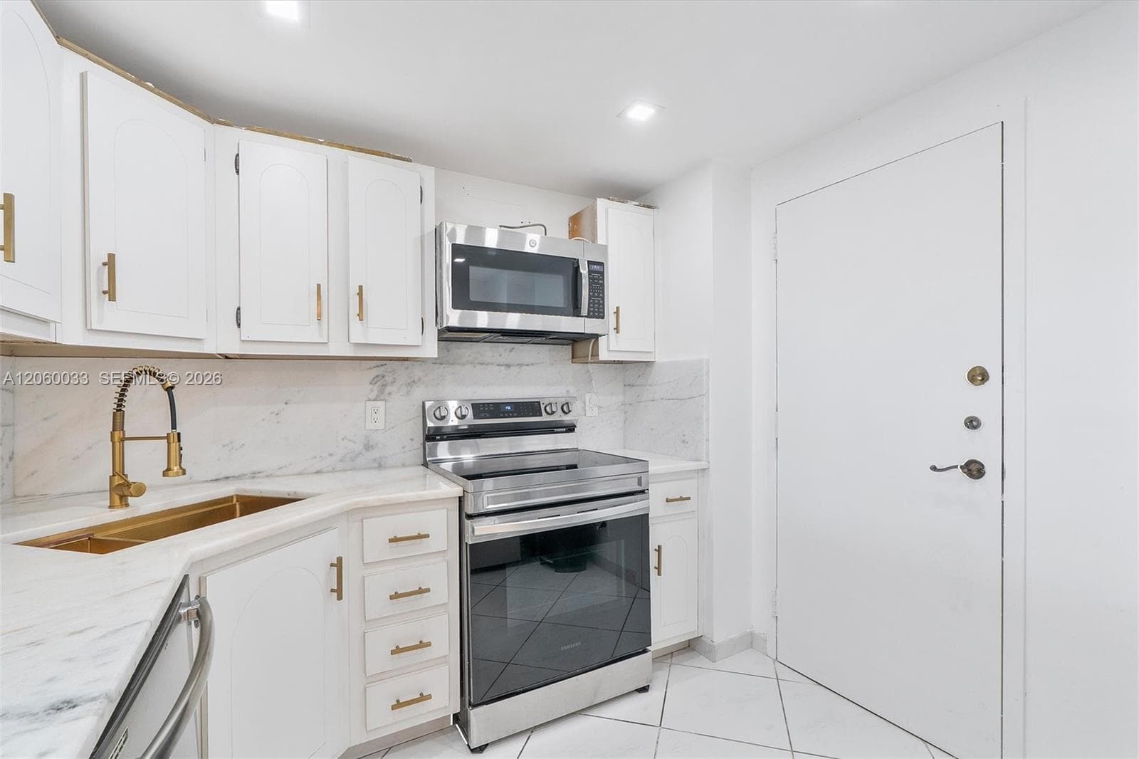 PRINCE GEORGE ARMS CONDO · #11J in Hallandale Beach - Photo 16