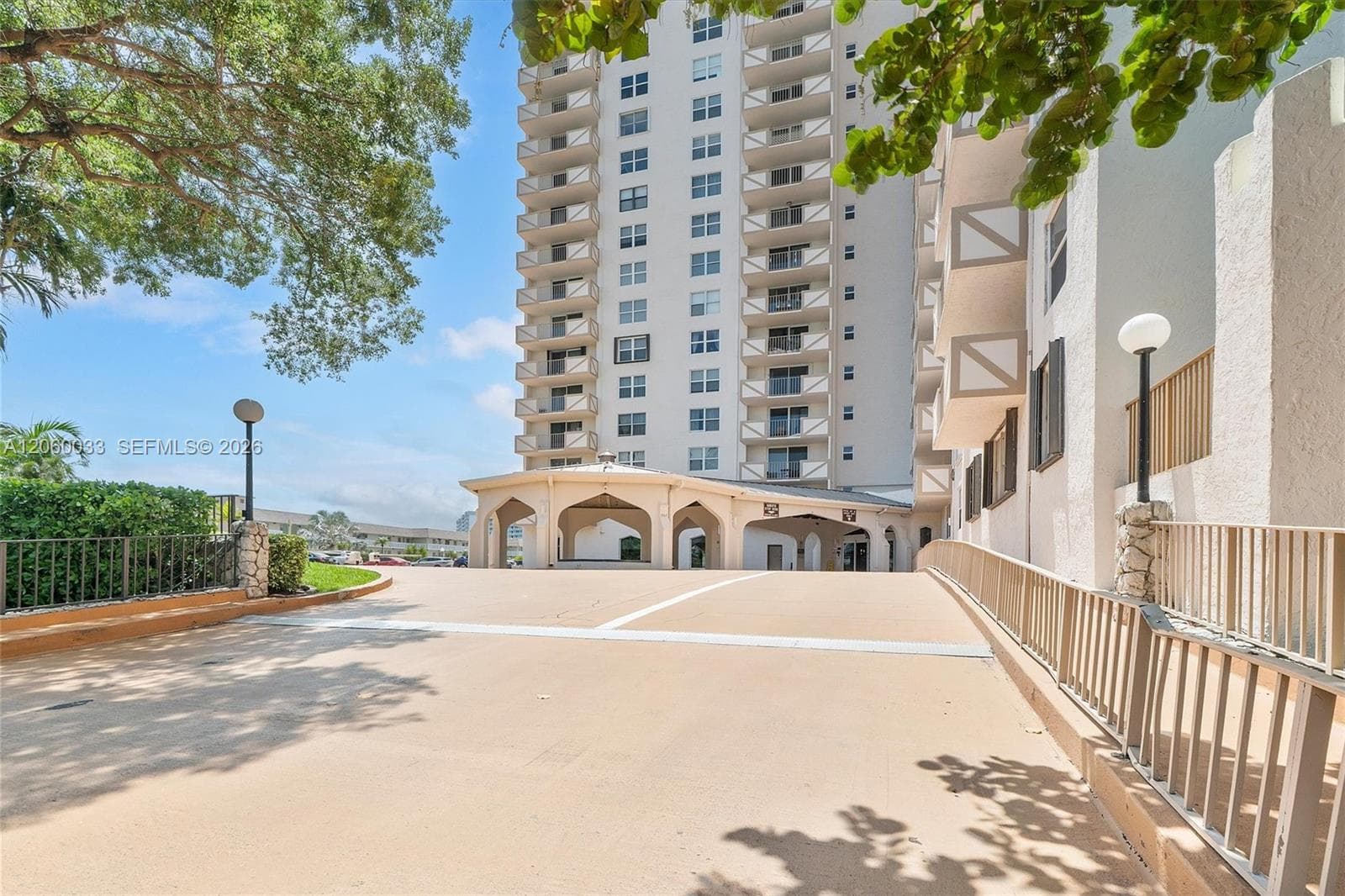 PRINCE GEORGE ARMS CONDO · #11J in Hallandale Beach - Photo 34