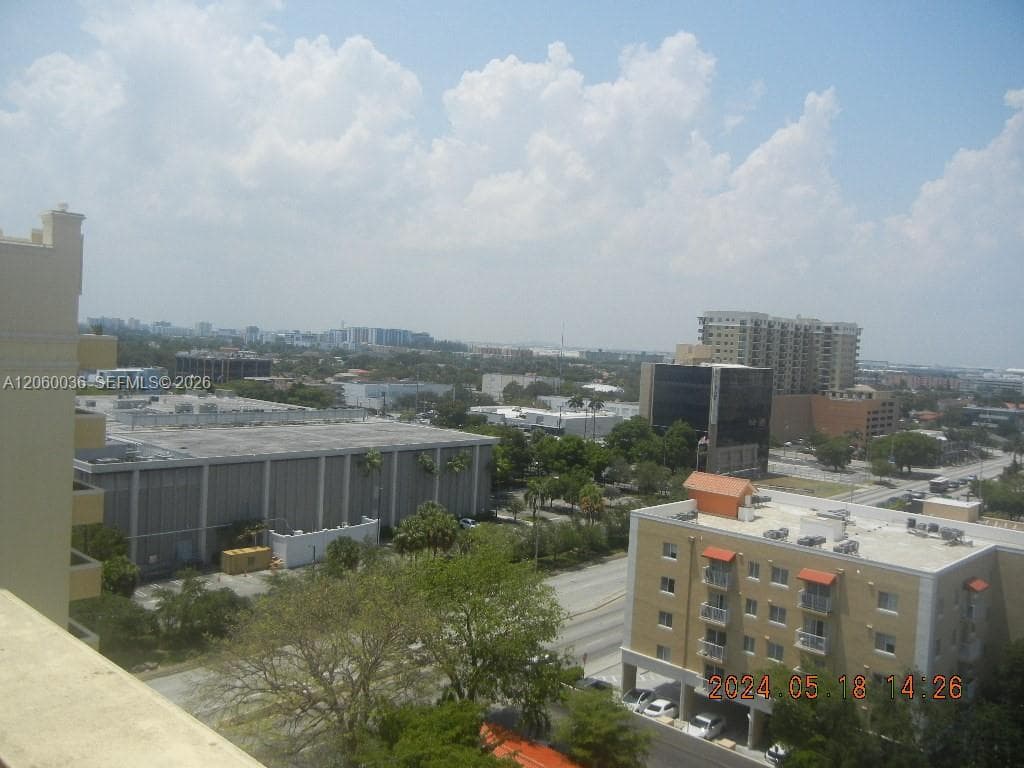 LEJEUNE PLAZA CONDO · #1007 in Miami - Photo 16
