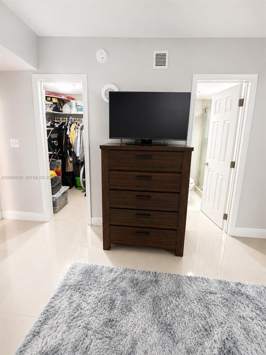 LEISURE TOWERS CONDO · #201 in Lauderdale By The Sea - Photo 13