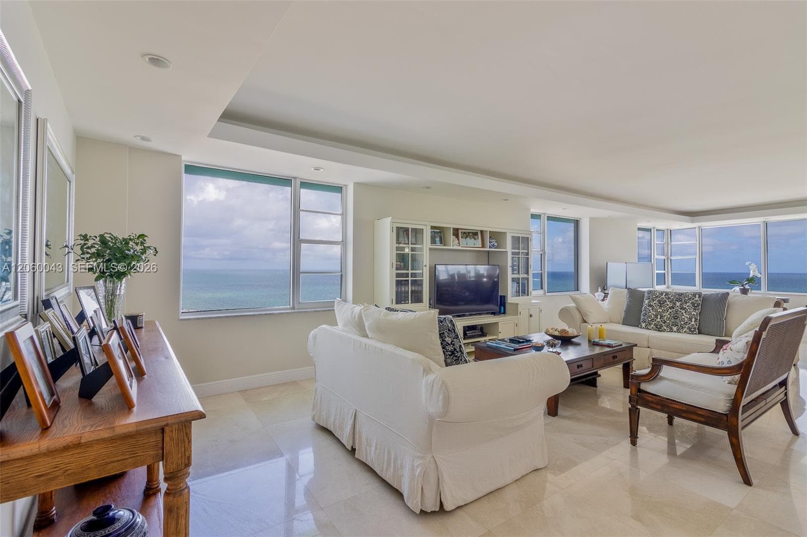 Imperial House · #11E in Miami Beach - Photo 2