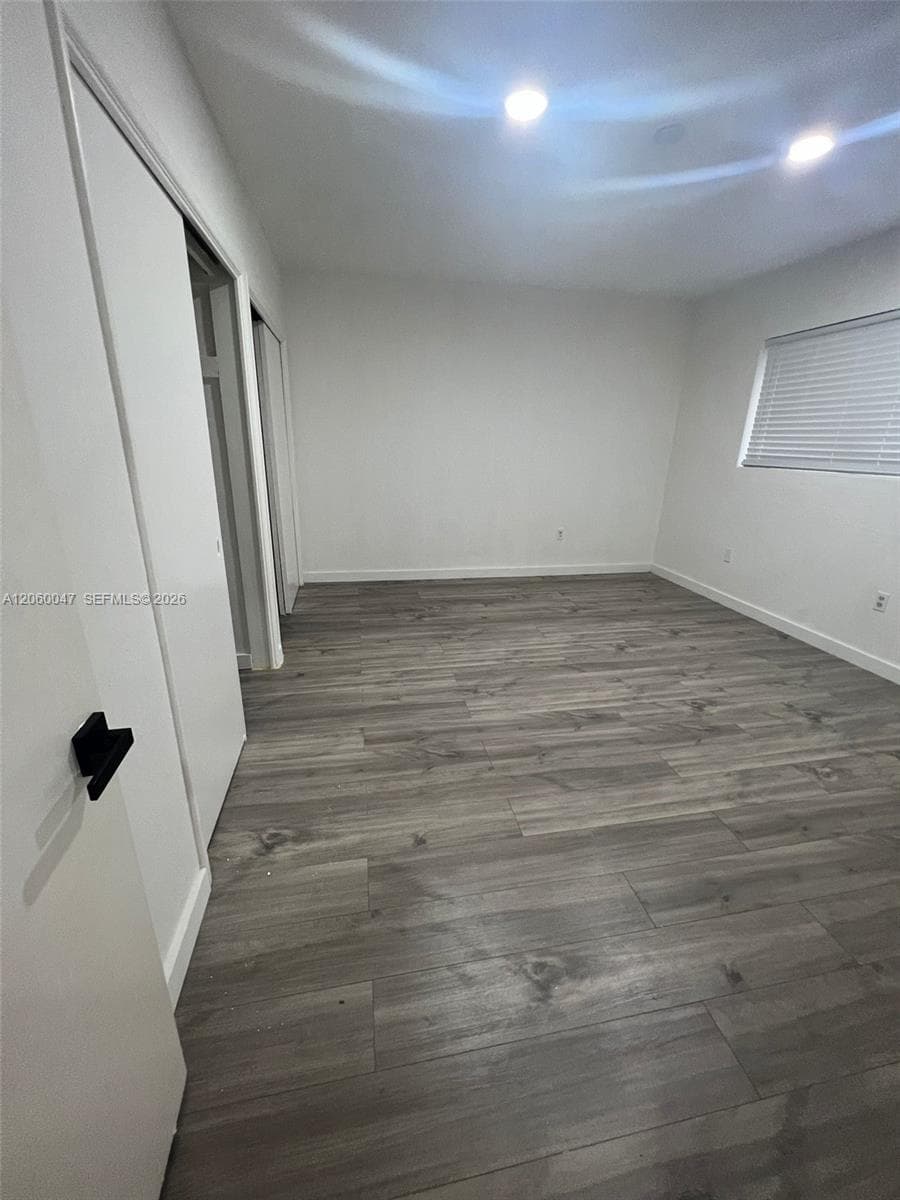 available furnished, unfurnished or partially furnished