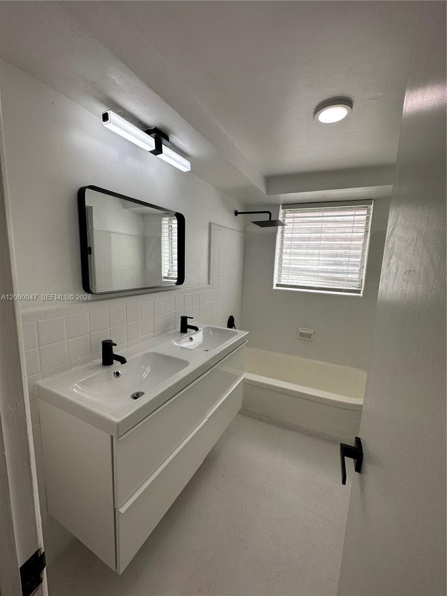 Seaway at The Surf Club · #1 in Surfside - Photo 10