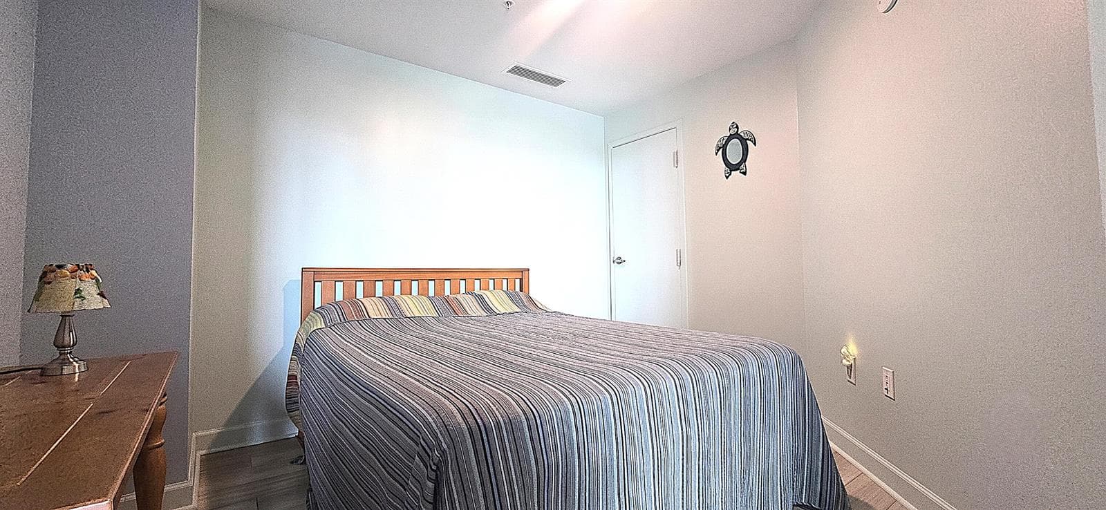 Bedroom/Den/Office