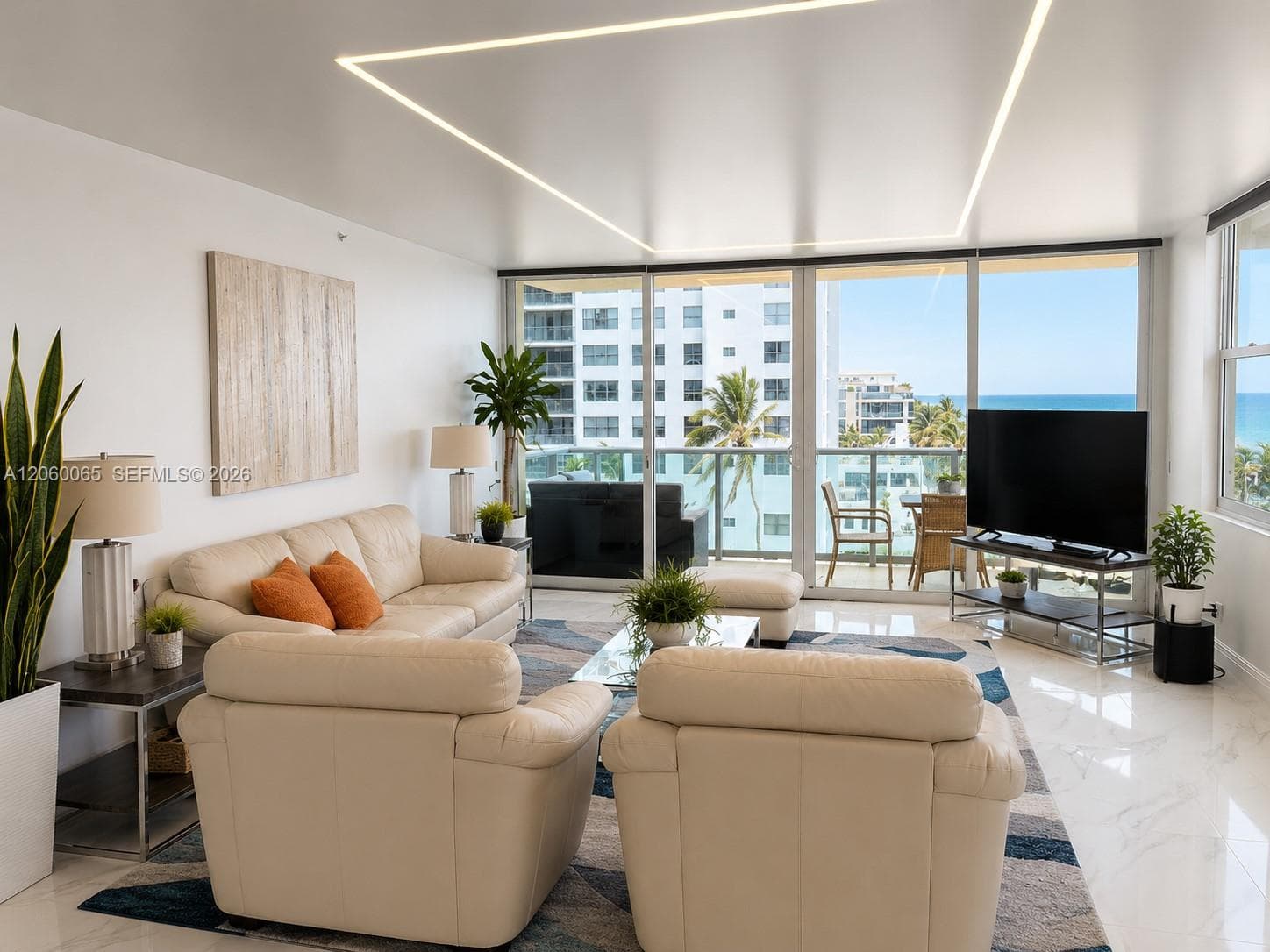 WAVE CONDO · #610 in Hollywood - Photo 10