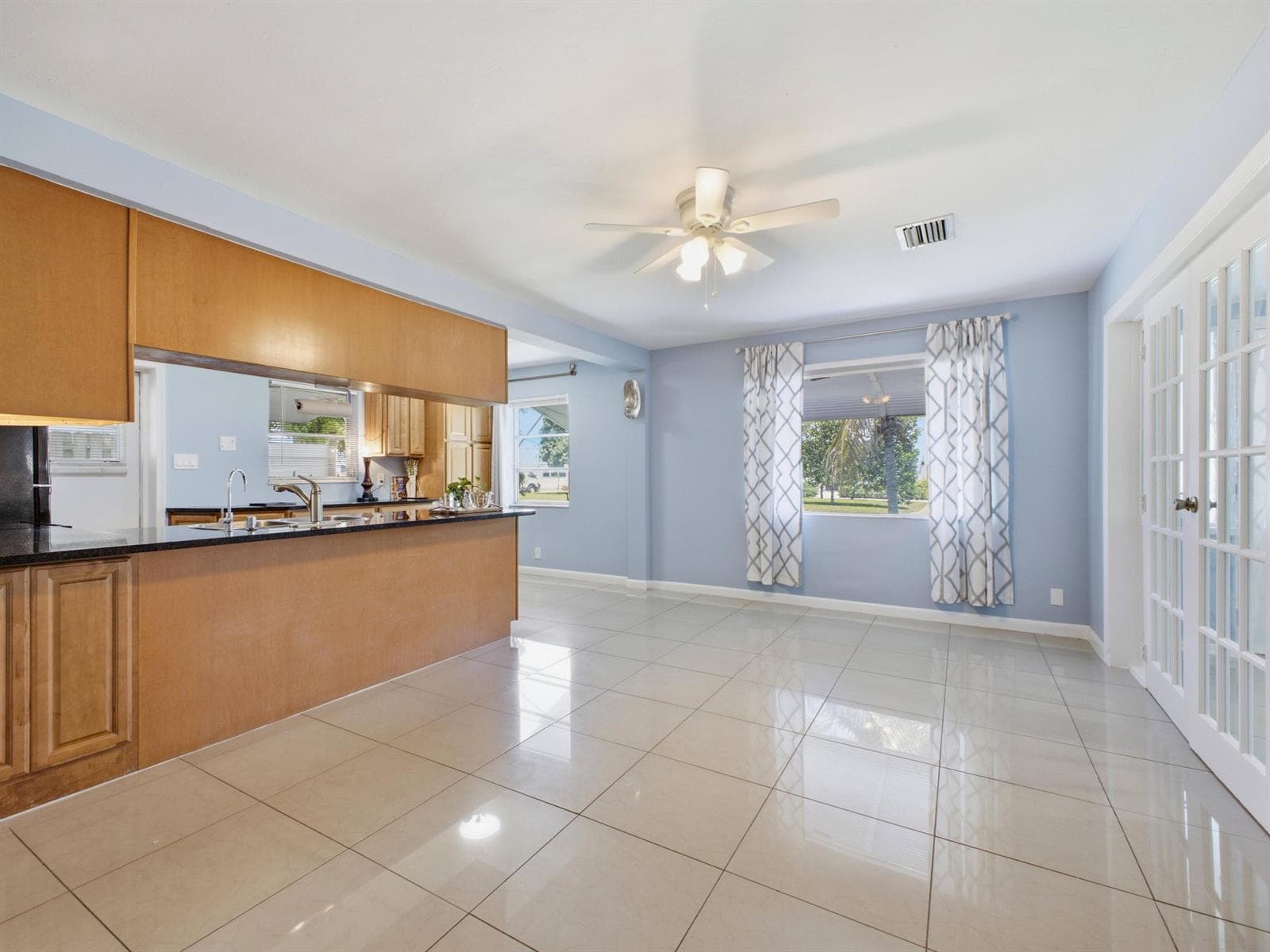 Living Dining