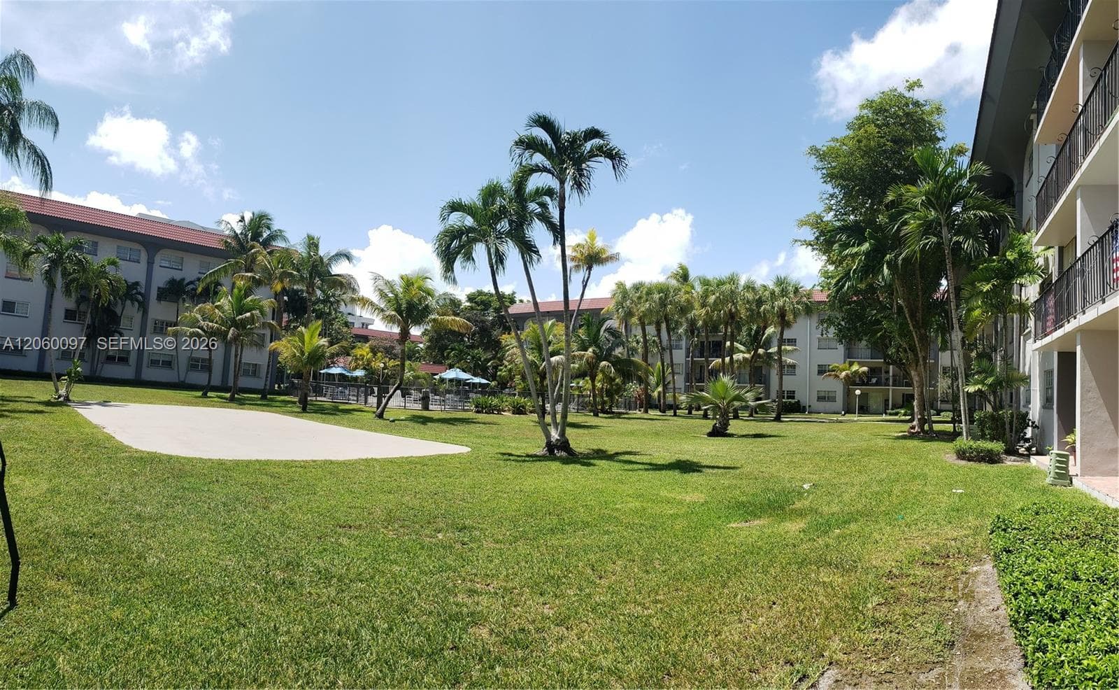 GRANDA DADELAND CONDO · #416E in Miami - Photo 7
