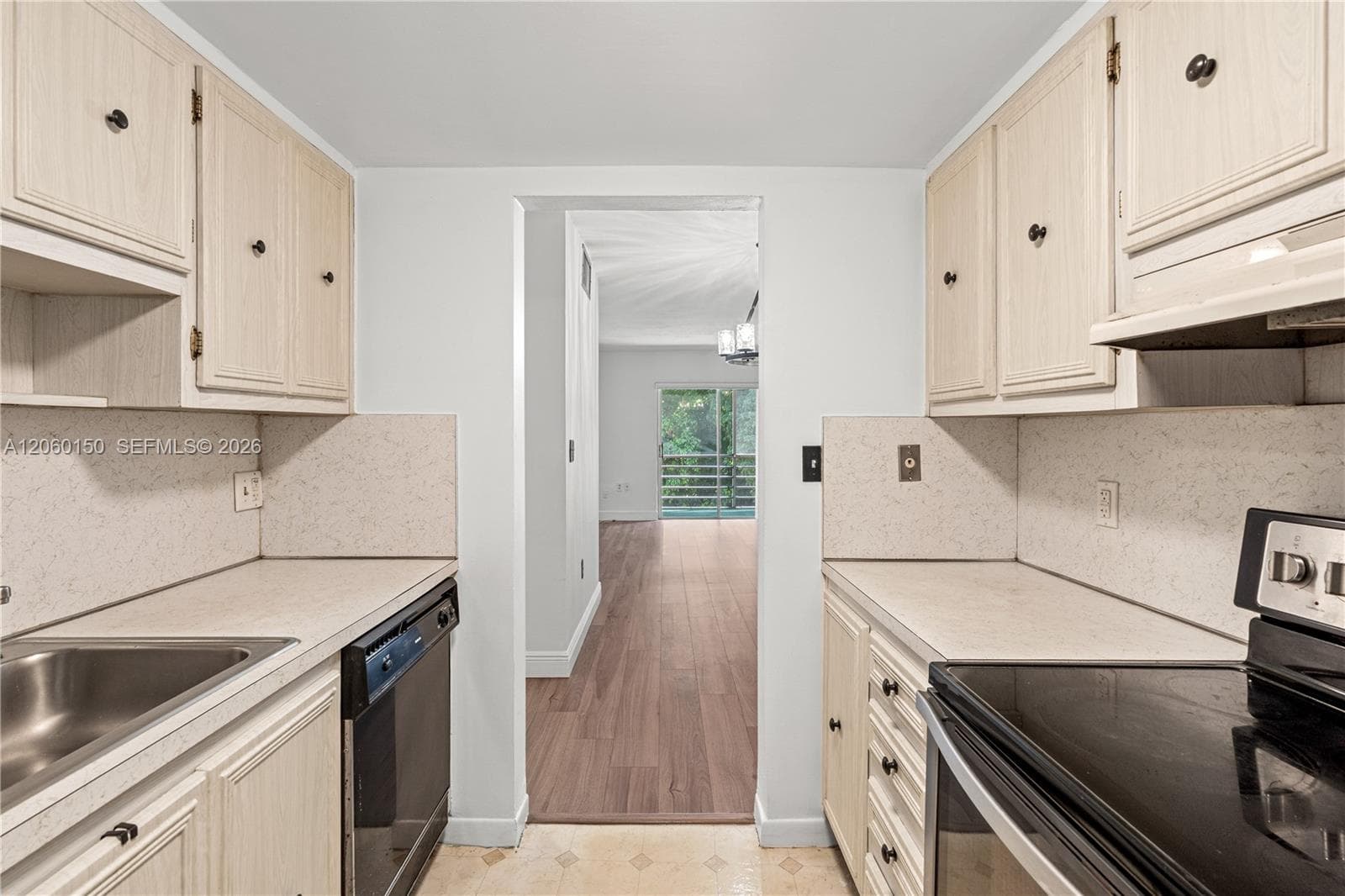 PALMETTO FAIRWAY CONDO · #317 in Miami - Photo 6