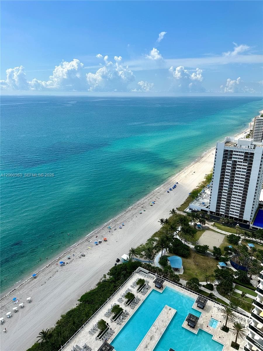 BEACH CLUB TWO CONDO · #3705 in Hallandale Beach - Photo 1