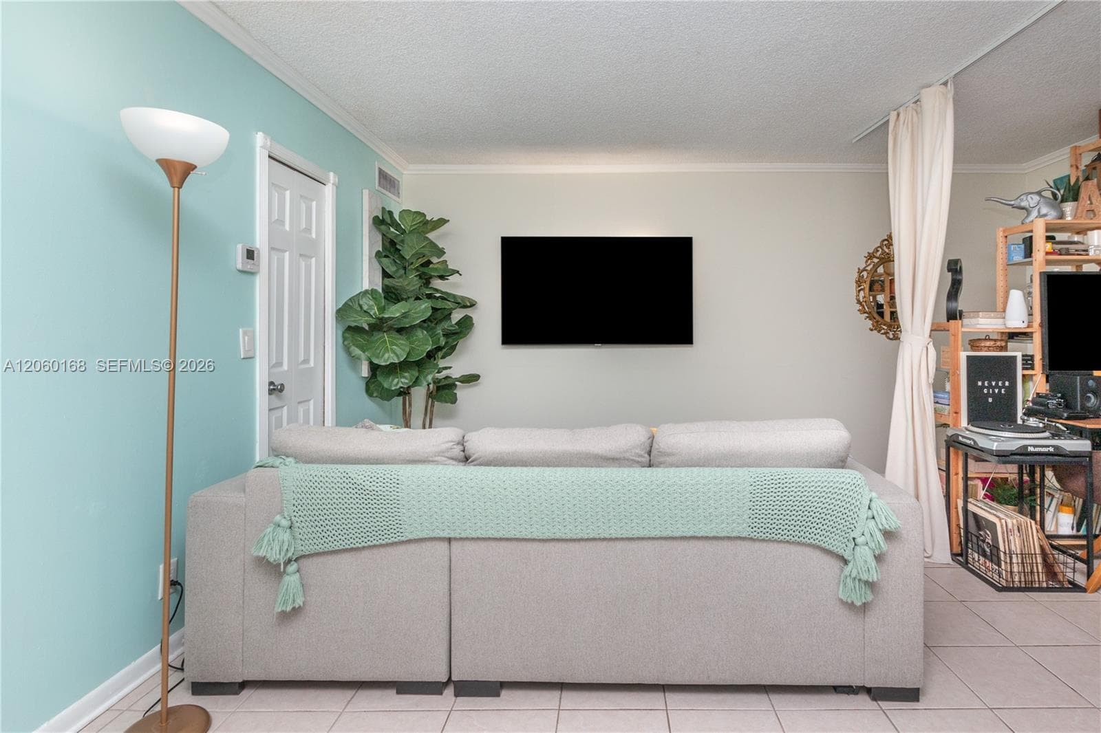 SANTA MONICA CONDOMINIUM · #409B in Hollywood - Photo 9