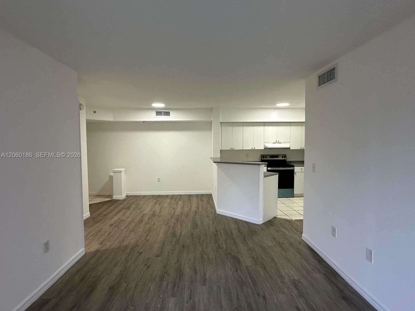 THE OAKS AT MIAMI GARDENS · #304 in Miami Gardens - Photo 2