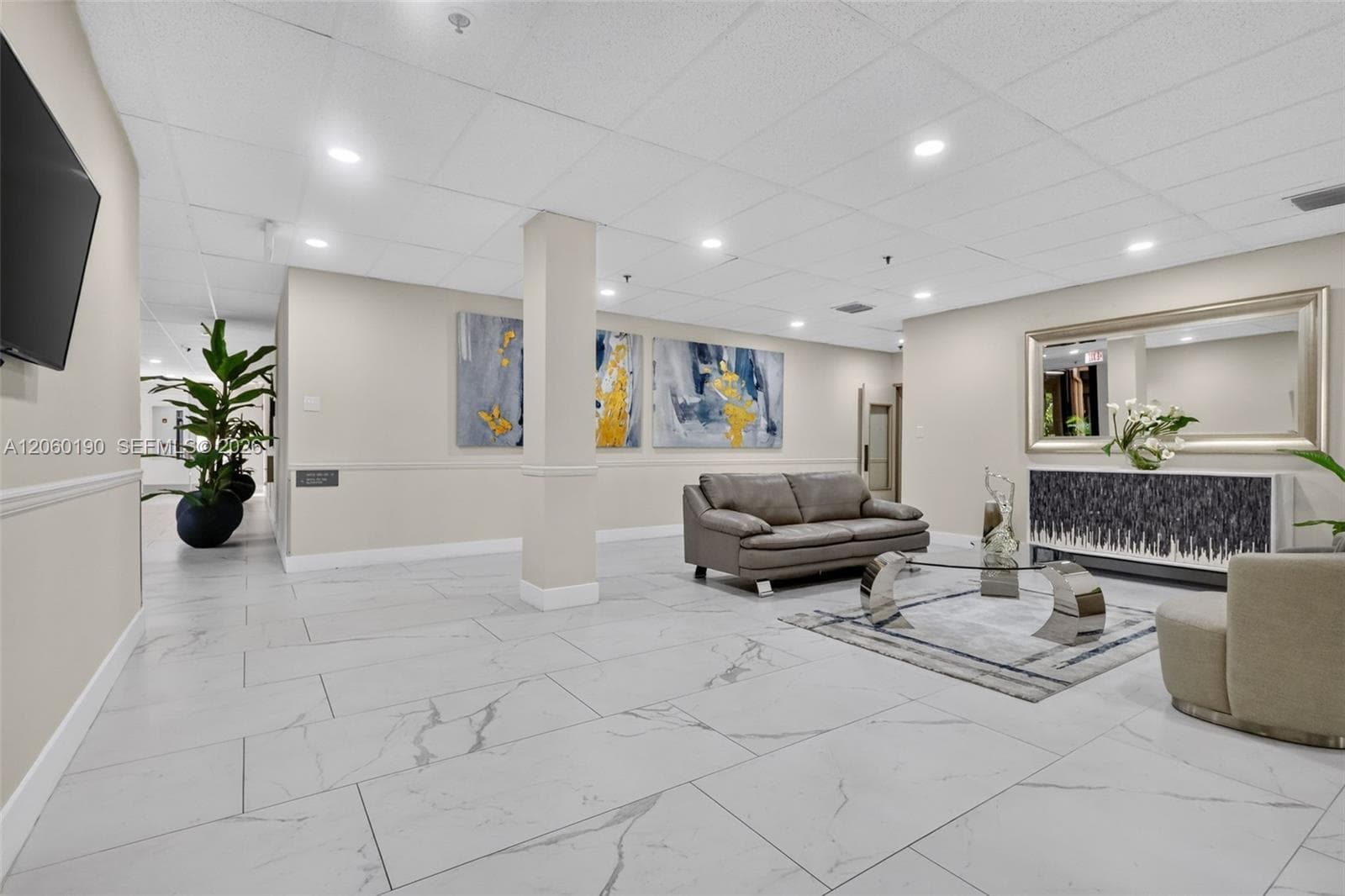 CHANTILLY CONDO · #109 in Miami - Photo 38