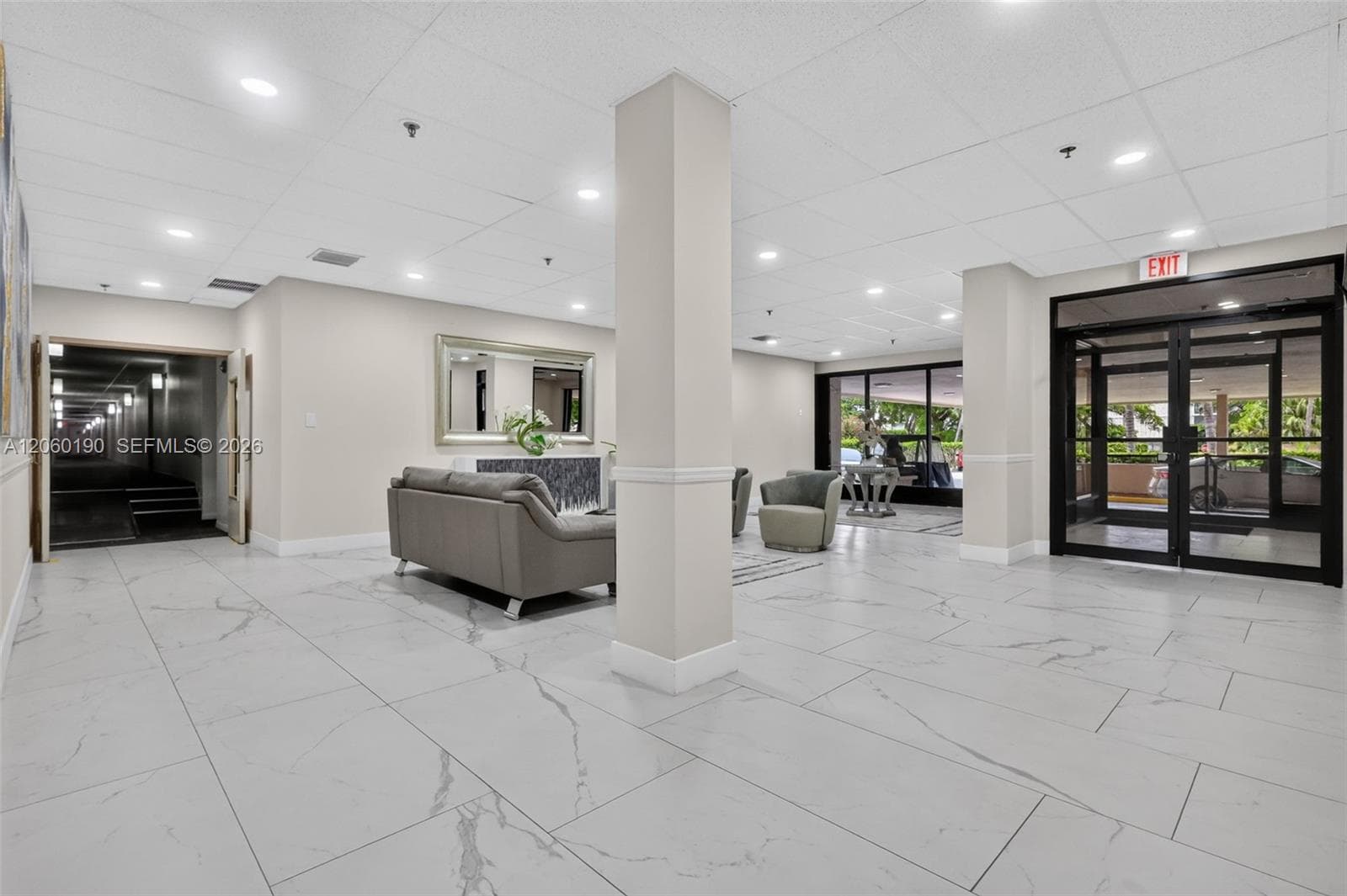 CHANTILLY CONDO · #109 in Miami - Photo 35