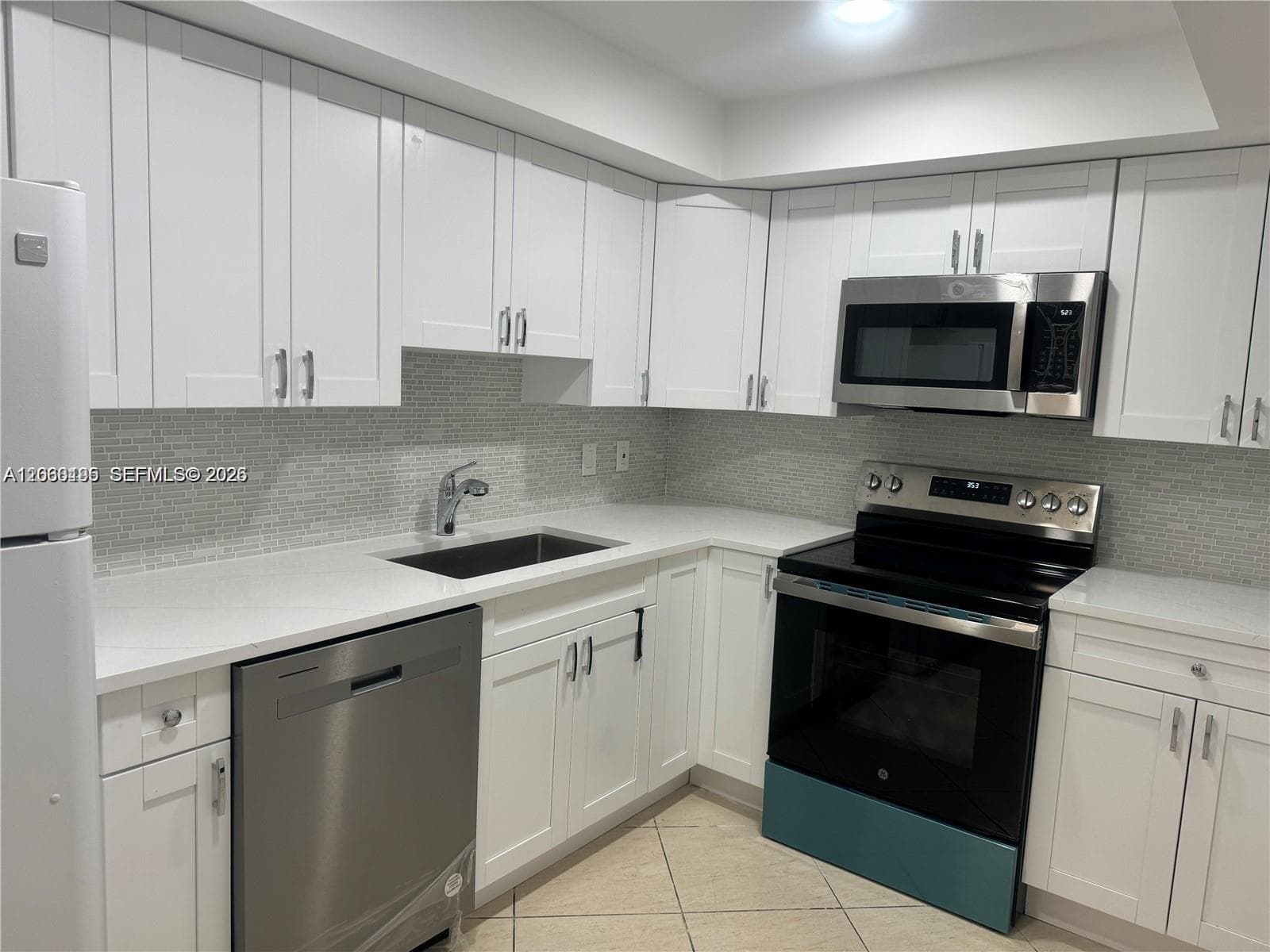 COASTAL TOWERS CONDO · #320 in Sunny Isles Beach - Photo 7