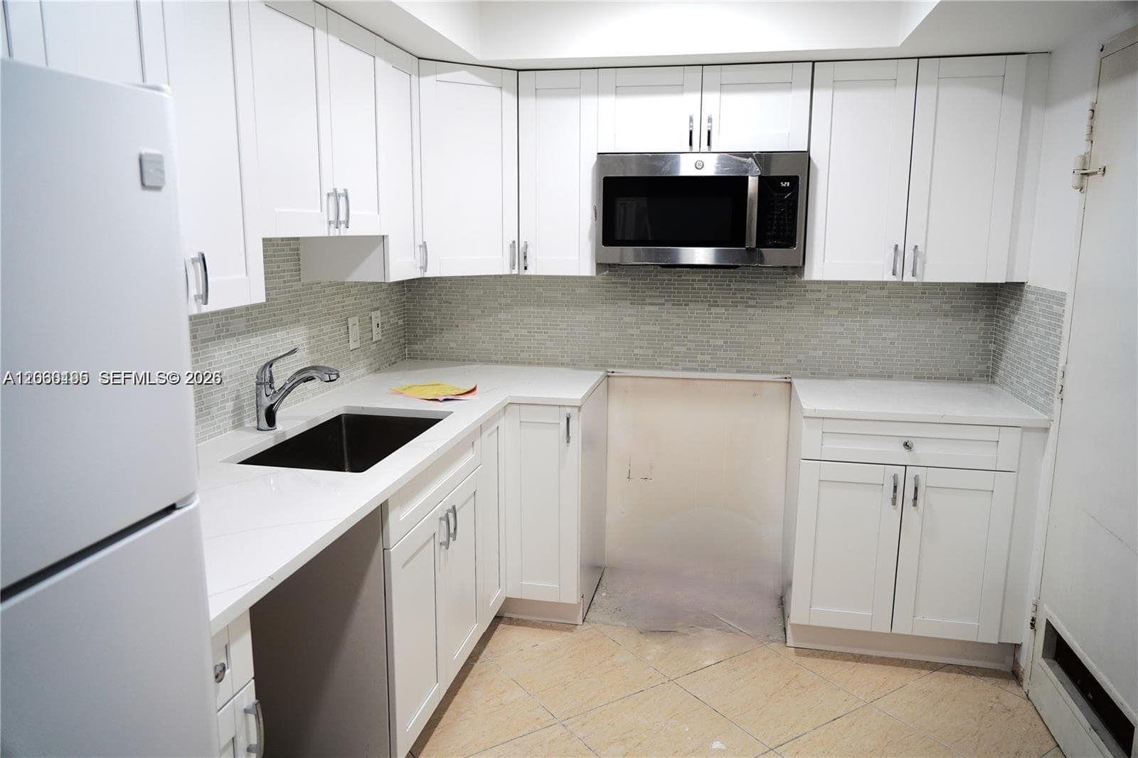 COASTAL TOWERS CONDO · #320 in Sunny Isles Beach - Photo 9