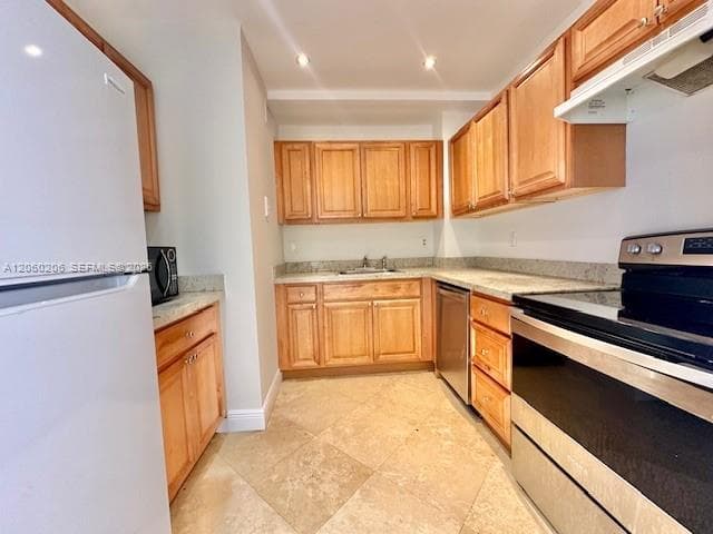 WATERSIDE TOWERS CONDO · #1005 in North Miami - Photo 9