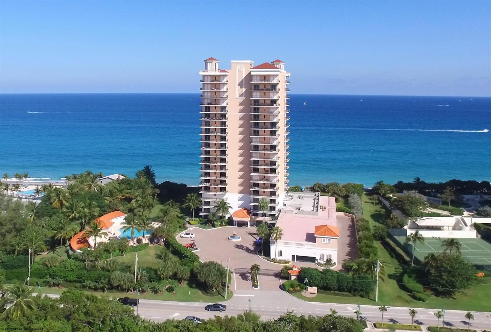 5150 N Ocean Dr, AAP 2015 f