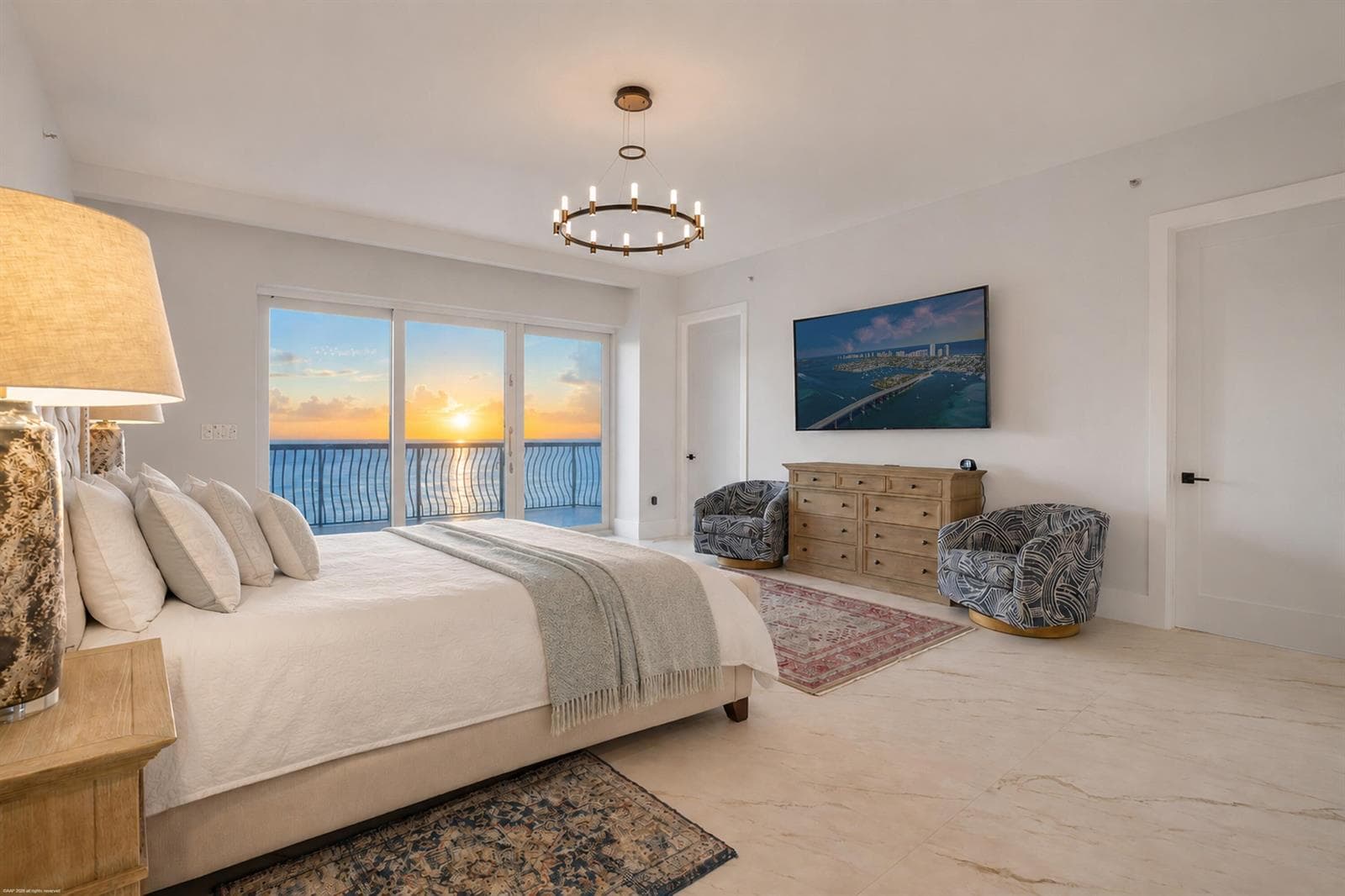 5150 N Ocean Dr 2001 026