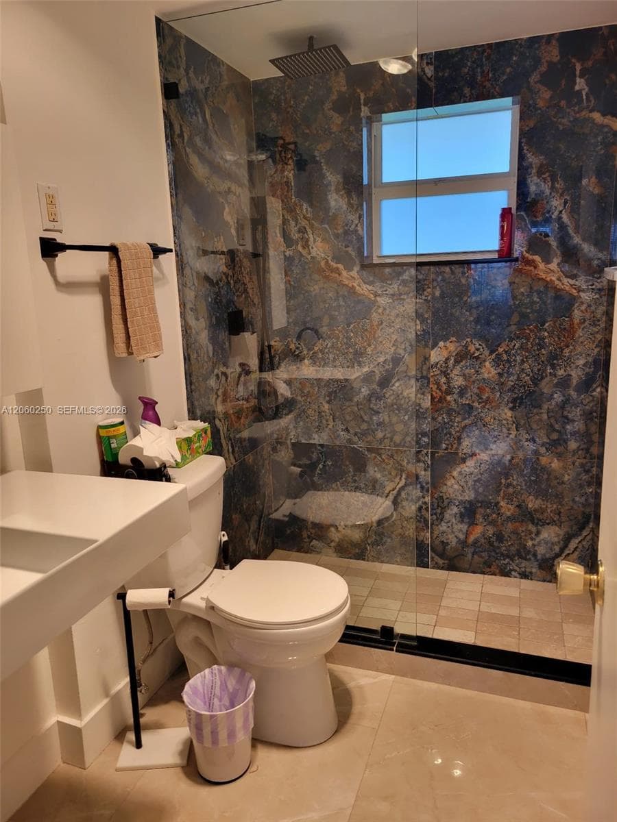 KINGS POINT IMPERIAL COND · #606 in Sunny Isles Beach - Photo 16